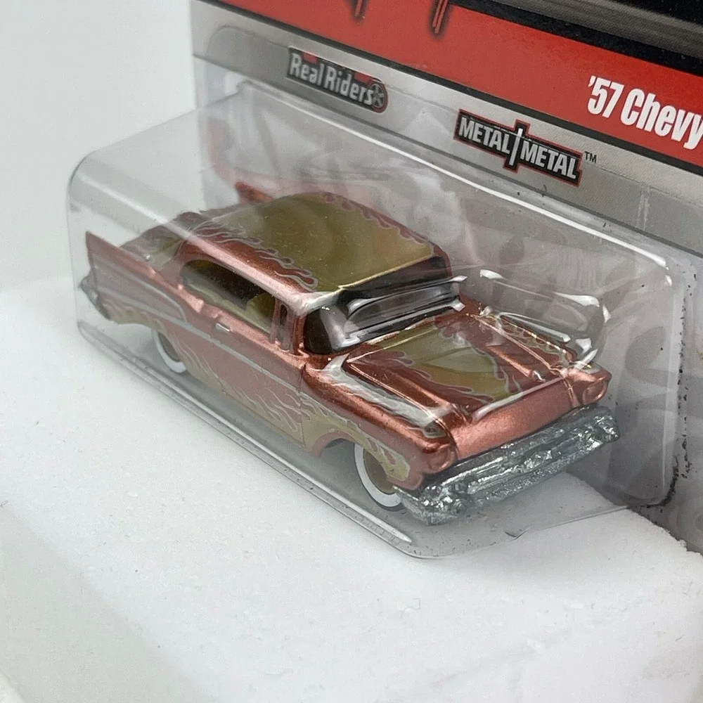 Mattel Hot Wheels Waynes Garage 1957 Chevy Bronze Real Riders